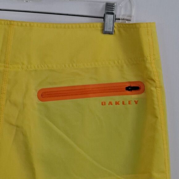 Oakley Mens Board Shorts NWT - Picture 6 of 9